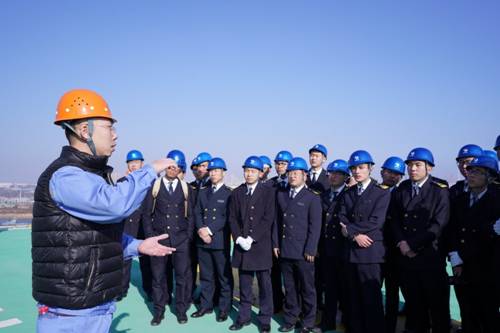 http://news.dlmu.edu.cn/__local/4/3F/52/2259B9A80A9E6E3E72568B7A05E_E2D3CF14_3ED26.jpg